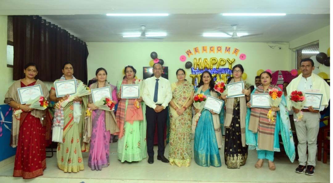 डीएवी पांवटा में हर्षोल्लास पूर्वक मनाया गया शिक्षक दिवस